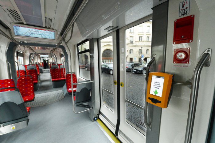 Ilustračný obrázok k článku Cestujete a máte bicykel alebo veľký kufor? Poradíme vám, koľko vás to v MHD bude stáť!