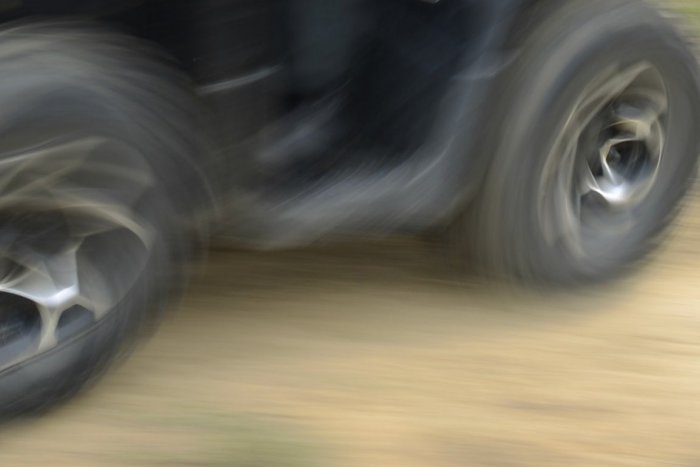 Ilustračný obrázok k článku Tragédia pri Martine: Žena (†39) sa prevrátila na štvorkolke, zraneniam podľahla