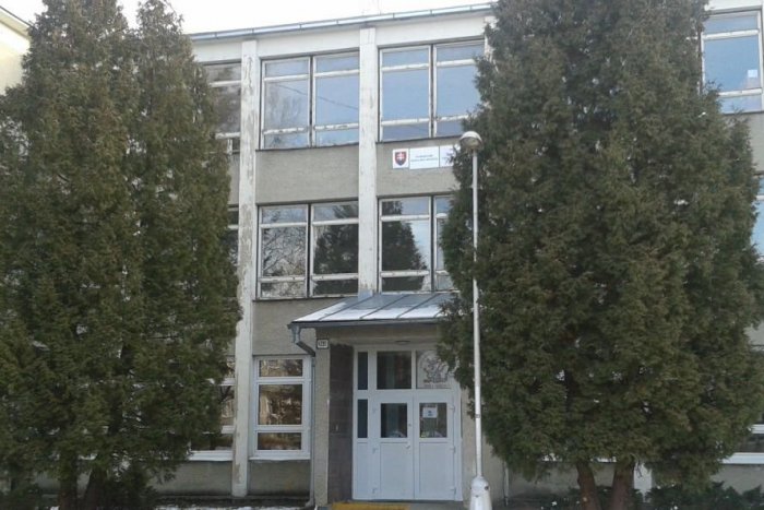 Ilustračný obrázok k článku Študentka bystrického gymnázia a ľudské práva? Zaradila sa medzi najlepších na Slovensku!