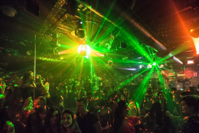 Ilustračný obrázok k článku Tohtotýždňové dianie v Mikuláši: Prehľad podujatí, ktoré vám pomôžu zahnať nudu