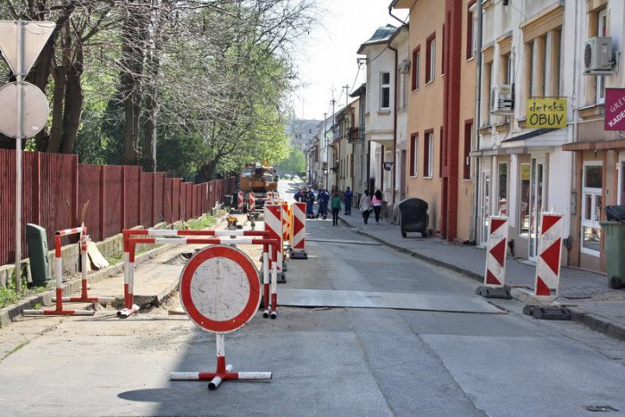 Ilustračný obrázok k článku Známa ulica v meste rozkopaná: Poznáme termín dokončenia aj príčinu, FOTO
