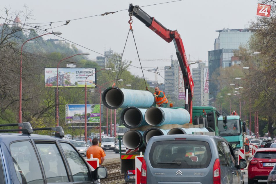 Ilustračný obrázok k článku Slávnostný nástup 5. pluku špeciálneho určenia v Žiline: Do Afganistanu odchádza 34 vojakov