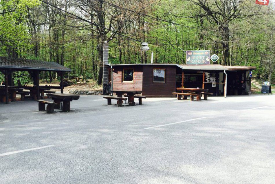 Ilustračný obrázok k článku Bratislavské legendy: Rodinný podnik v lesoparku na Kolibe funguje už desaťročia