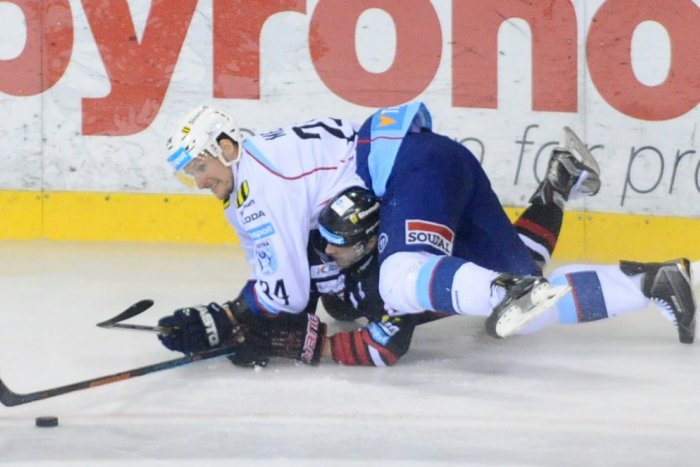 Ilustračný obrázok k článku Disciplinárny senát rozhodol. Mezei spoznal trest za faul na kapitána baranov