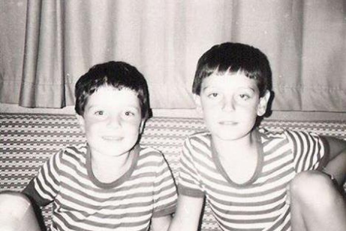 Ilustračný obrázok k článku Retrozáber známych Prešovčanov, ktorý ste len tak vidieť nemohli: Spoznáte, kto je na snímke? FOTO