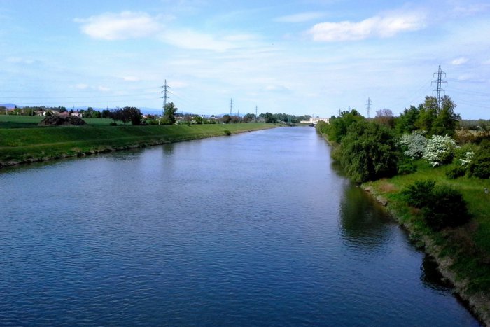 Ilustračný obrázok k článku Za krásami netreba cestovať cez pol sveta: 5 dedín pri Hlohovci, ktoré by mal poznať každý!