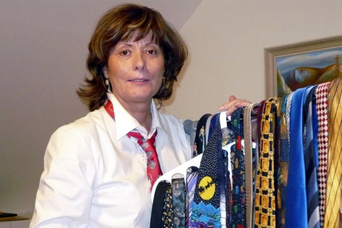 Ilustračný obrázok k článku Humenčanka Anna a jej neobyčajná zbierka: Prispeli do nej Dočolomanský, Horváth i prezidenti!