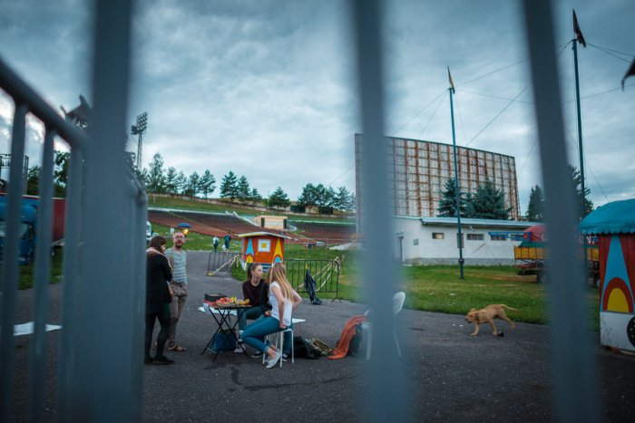 Ilustračný obrázok k článku Blší trh, jazda na kolotoči aj sokoliari... Akcia, akú sme na amfíku ešte nezažili!