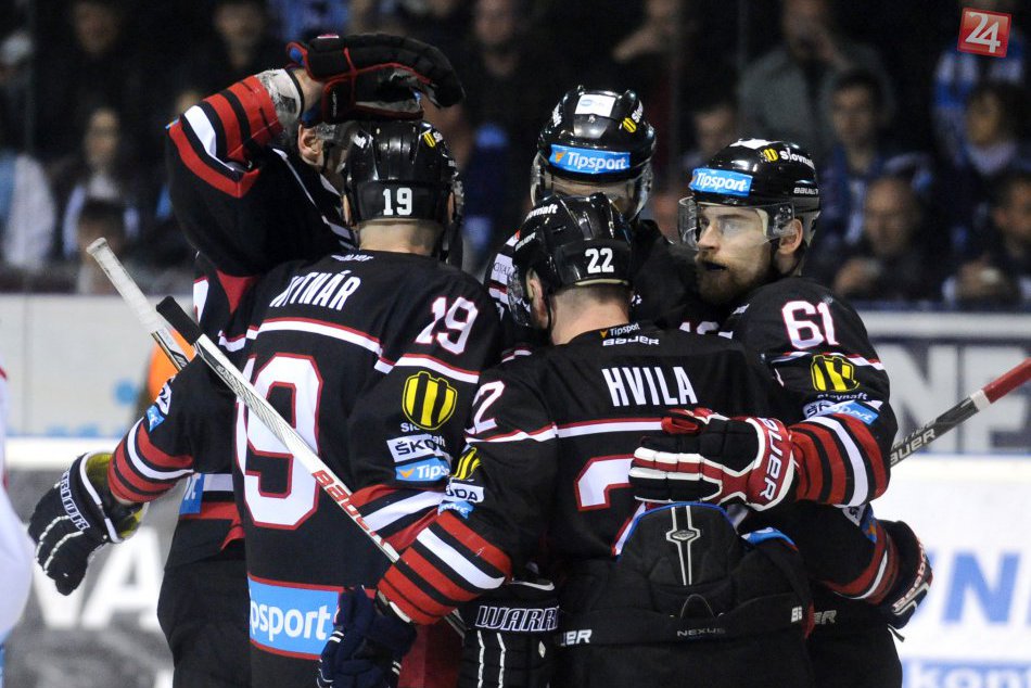 Ilustračný obrázok k článku Barani začnú sezónu na ľade súpera: Kto vykorčuľuje proti bystrickým hokejistom?