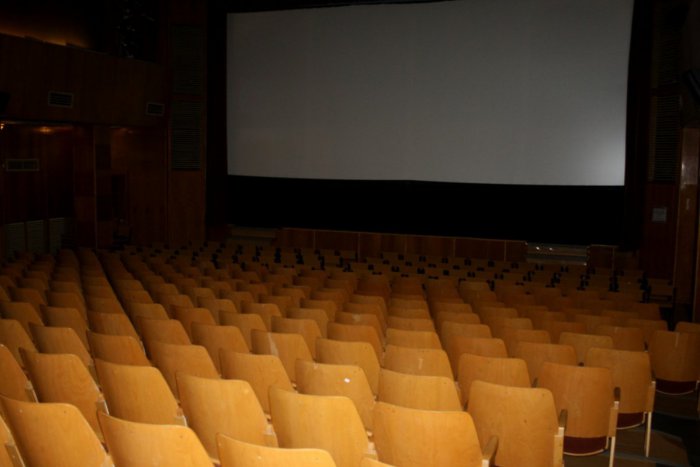 Ilustračný obrázok k článku Obyvatelia Spišskej Belej budú mať kultúrnejšie prostredie: Radnica rekonštruovala kinosálu