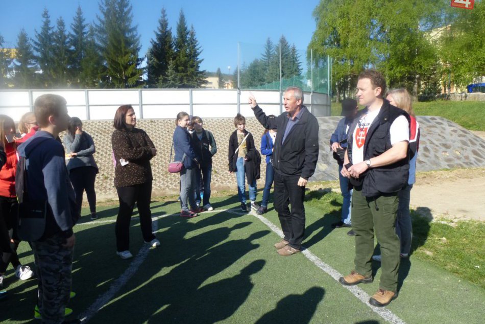 Ilustračný obrázok k článku Organizované stretnutie na zvolenskom sídlisku: Ľudia môžu vyjadriť, čo ich trápi!