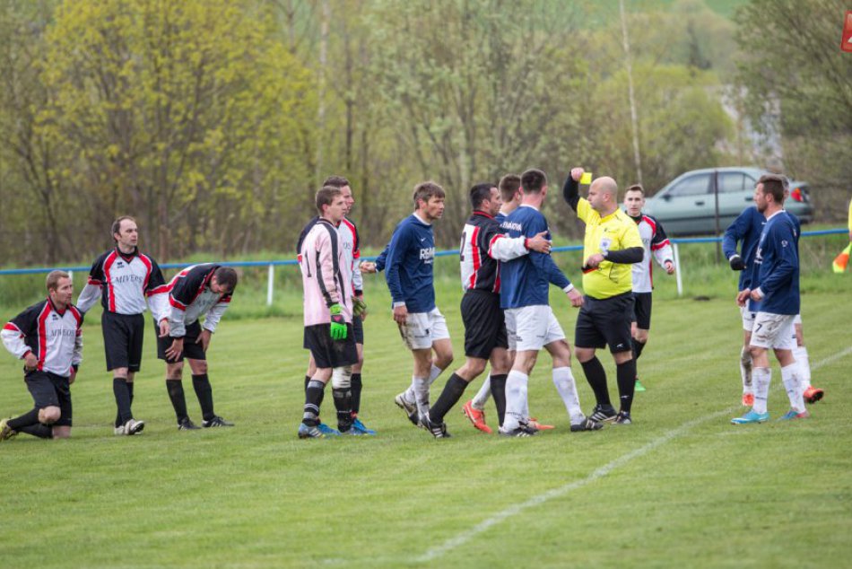 Ilustračný obrázok k článku Demänová doma prehrala, Dúbrava nestačila na Bešeňovú: Kompletné výsledky 21. kola