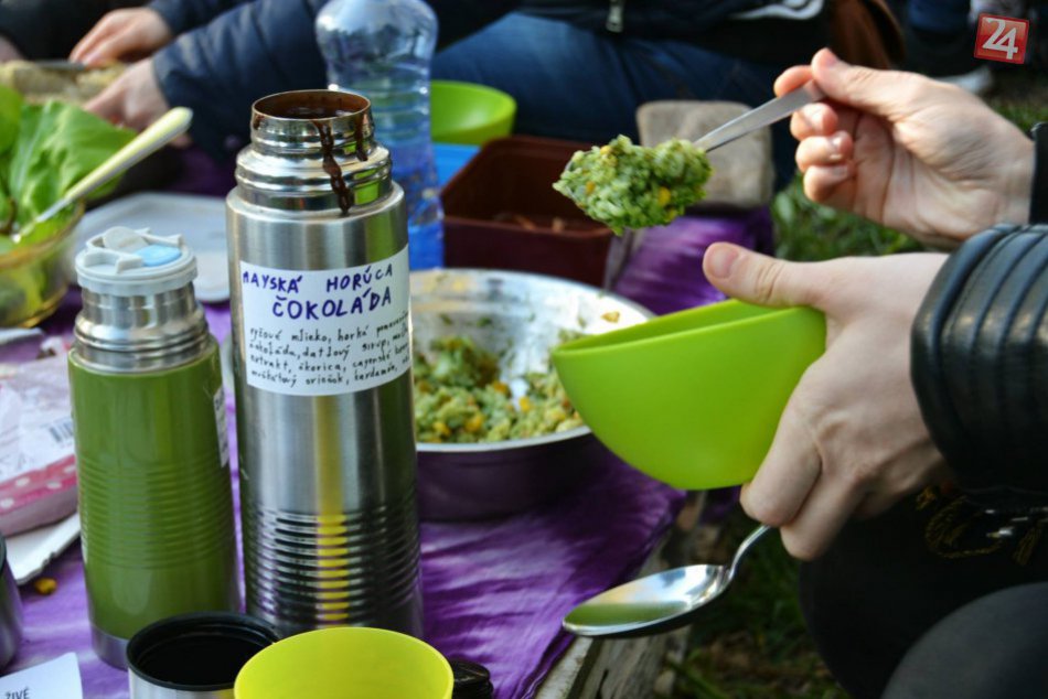 Ilustračný obrázok k článku Zvolenské študentky o nápade, ktorý sa stal tradíciou: Prečo sme sa pustili do netradičných piknikov?