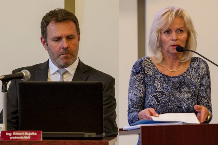 Ilustračný obrázok k článku Prednosta a kontrolórka na nože: Pod Tatrami to iskrí