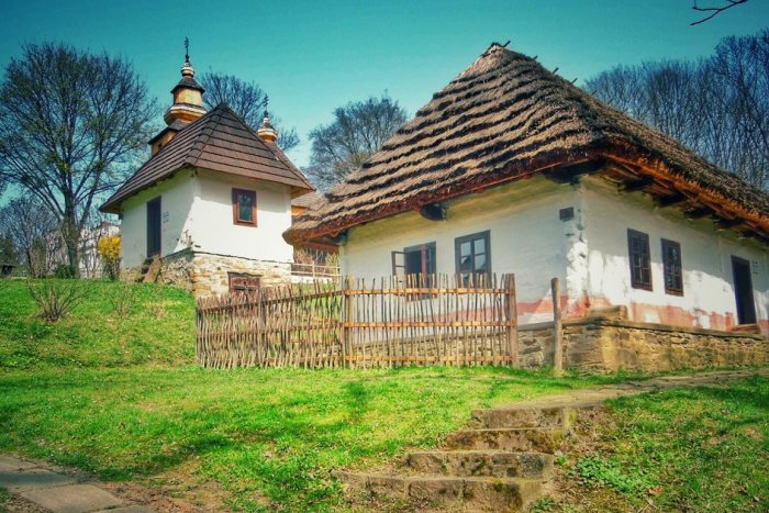 Ilustračný obrázok k článku Veľké plány s humenským skanzenom: Bude tam aj škola či krčma?!