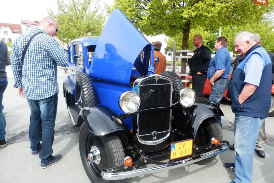 Ilustračný obrázok k článku Veterány, súťaž v pití piva aj tanečníci. Máj vo Zvolene odštartuje nadupaným PROGRAMOM