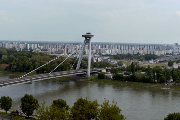 Ilustračný obrázok k článku Svet o Slovensku: Nemci obdivujú Bratislavu ako unikátny mix starého a nového