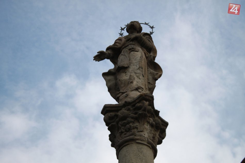 Ilustračný obrázok k článku Matejovská Immaculata v rukách záchrancu: Historická pamiatka sa dočkala