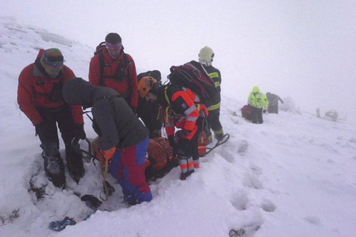 Ilustračný obrázok k článku Horskí záchranári smutne bilancovali: V minulom roku sa zubatá v horách činila