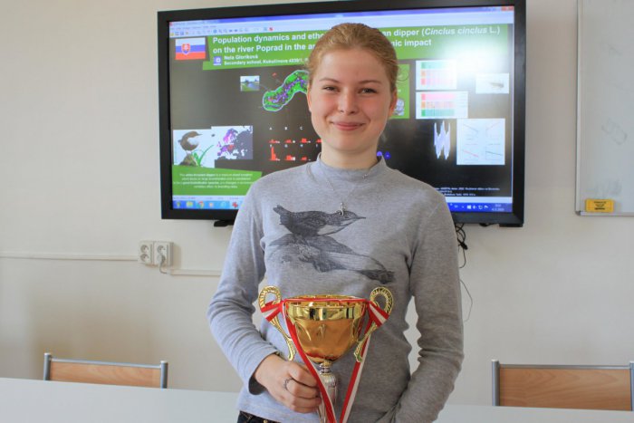 Ilustračný obrázok k článku Popradská gymnazistka dobyla Gruzínsko: Z Tbilisi si priviezla striebro