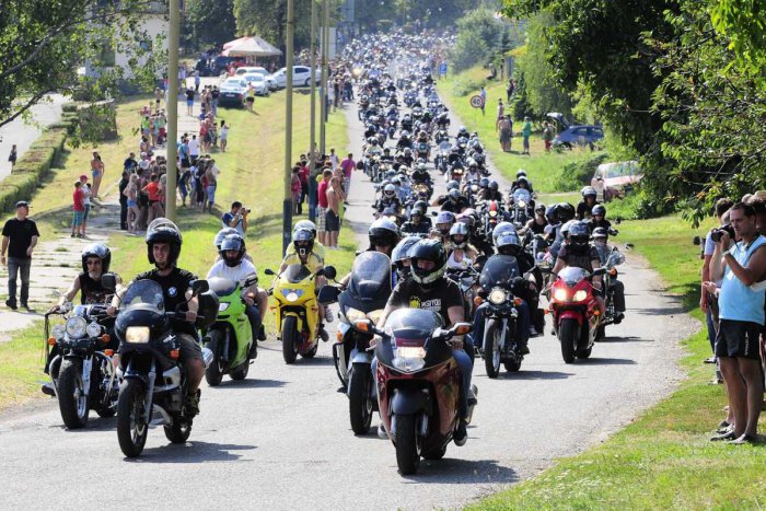 Ilustračný obrázok k článku Motorkári sa spojili s charitou: Na spanilej jazde budú pomáhať slabším
