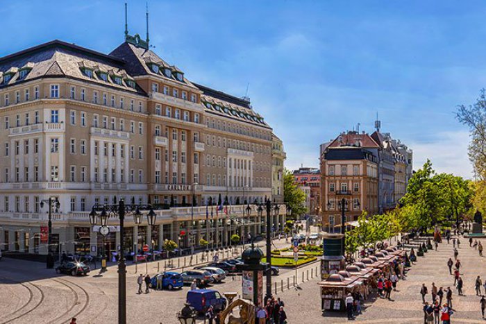 Ilustračný obrázok k článku Nefunkčné hodiny v Starom Meste by konečne mohli ukazovať správny čas