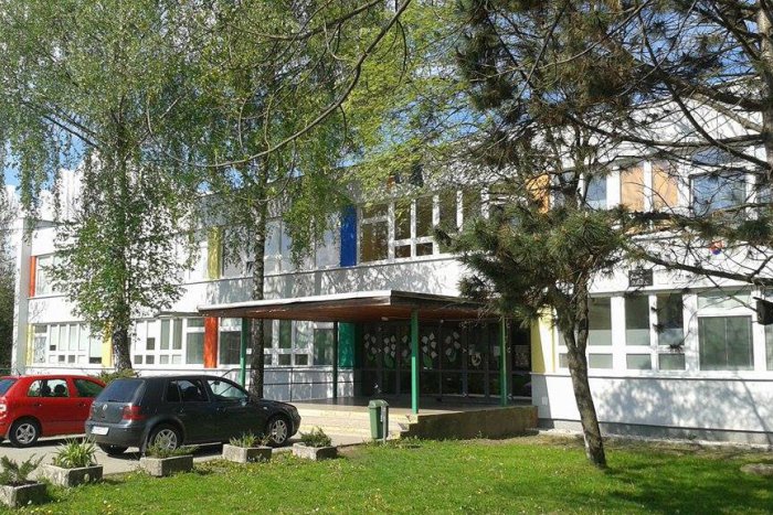 Ilustračný obrázok k článku Krásny úspech breznianskej školy. Dostala ocenenie za inšpiratívnosť