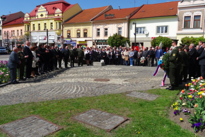 Ilustračný obrázok k článku Deň víťazstva nad fašizmom: V Mikuláši si na Háji uctili obete vojnového konfliktu