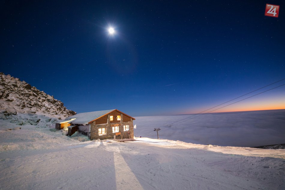 Ilustračný obrázok k článku FOTO: Dychberúce zábery horehronského fotografa. Motorky v prachu aj úchvatné krajinky