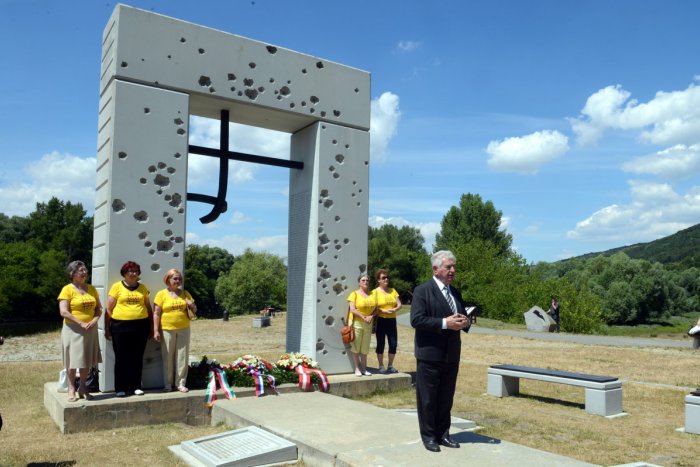 Ilustračný obrázok k článku Na Devíne by mali umiestniť pomník Antonovi Srholcovi