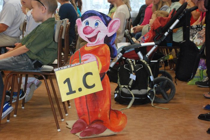 Ilustračný obrázok k článku Prváčikov v dúbravských školách bude viac