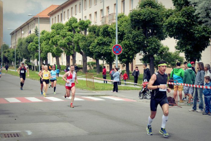 Ilustračný obrázok k článku Pripravte sa na obmedzenia: Polmaratón pozatvára žiarske ulice