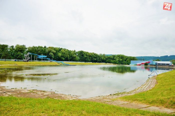 Ilustračný obrázok k článku Na prešovskom legendárnom kúpalisku niekto vyčíňal: Smutné konanie vandalov na Delni!