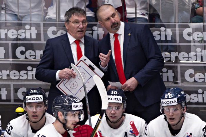Ilustračný obrázok k článku Hokejový šampionát sa pre Slovákov skončil fiaskom. Prečo sa niekdajší majster sveta kvalitatívne prepadol?