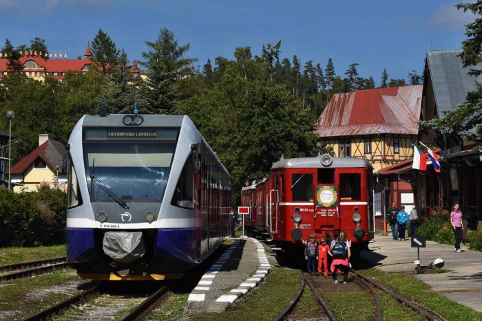 Ilustračný obrázok k článku ŽSR budú pokračovať v opravách železničných staníc: ŽST Tatranská Lomnica -  revitalizácia áno, predaj nie