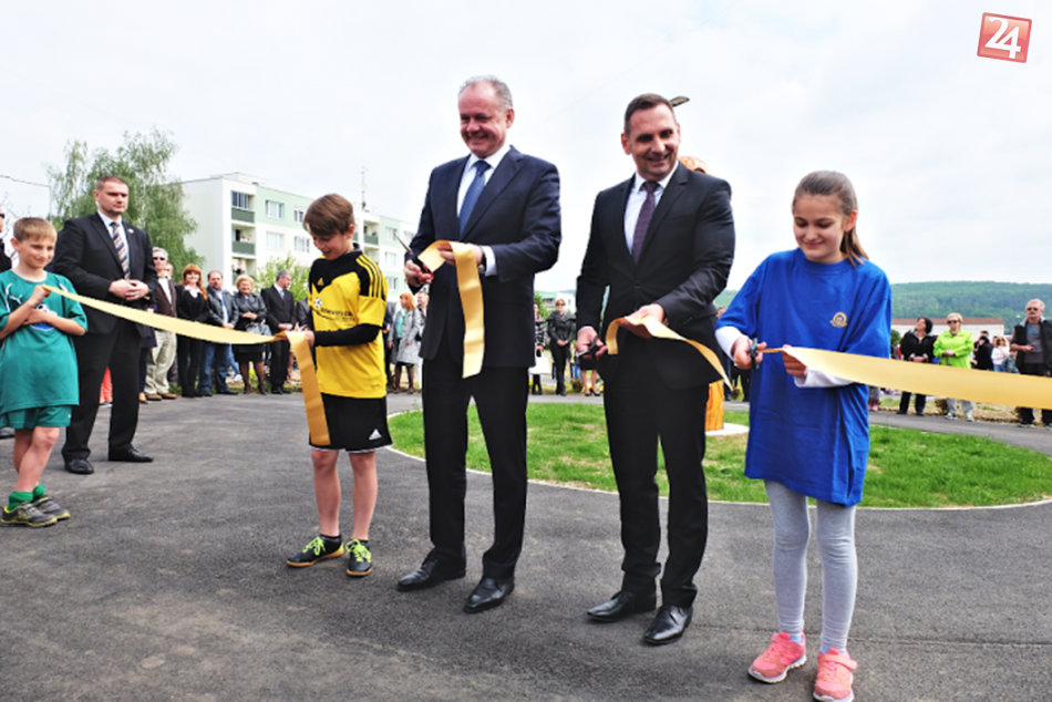 Ilustračný obrázok k článku Oddychová zóna na Etape otvorená: Pásku prestrihli Kiska s Antalom, FOTO