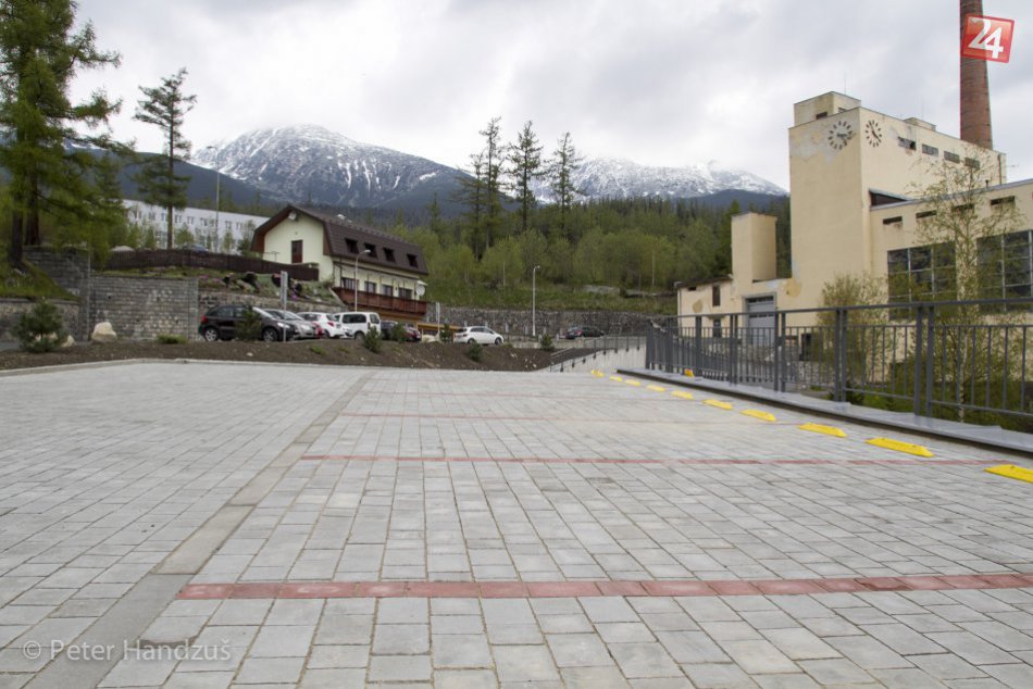 Ilustračný obrázok k článku Vo Vyšných Hágoch budú parkovať a voziť sa po novom: Rekonštrukcia úspešne ukončená