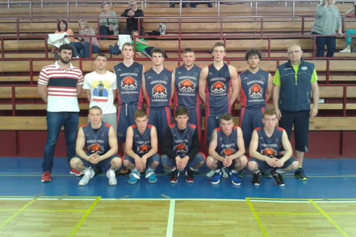 Ilustračný obrázok k článku Basketbalisti Obchodnej akadémie siahali na medailu: V bojoch o cenné kovy mali veľkú smolu