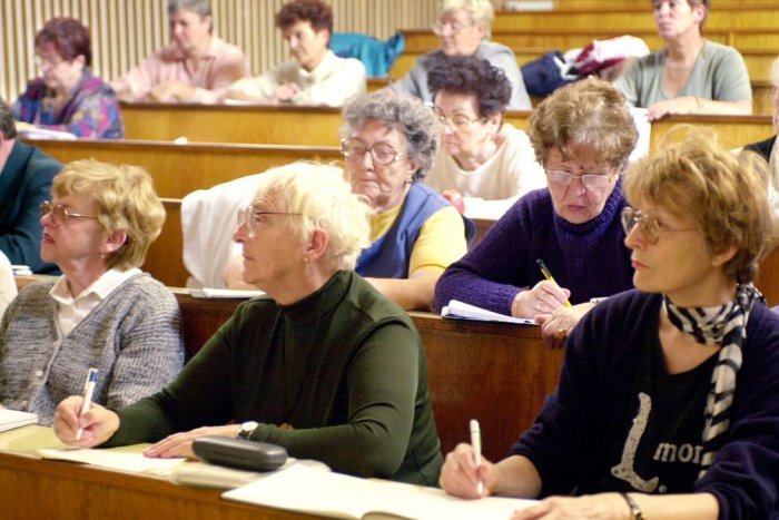 Ilustračný obrázok k článku Na počte rokov nezáleží: O Univerzitu tretieho veku je interes - 200 záujemcov!