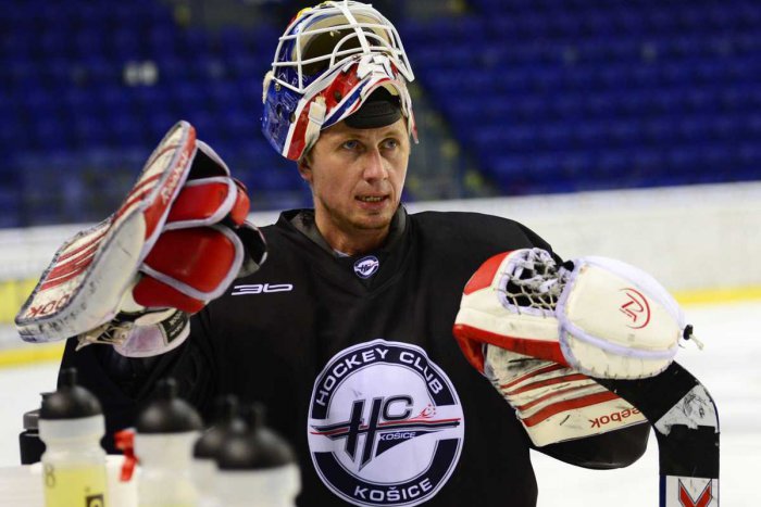 Ilustračný obrázok k článku Hokejový brankár Staňa sa rozhodol ukončiť kariéru: Prezradil, čo ho k tomu viedlo