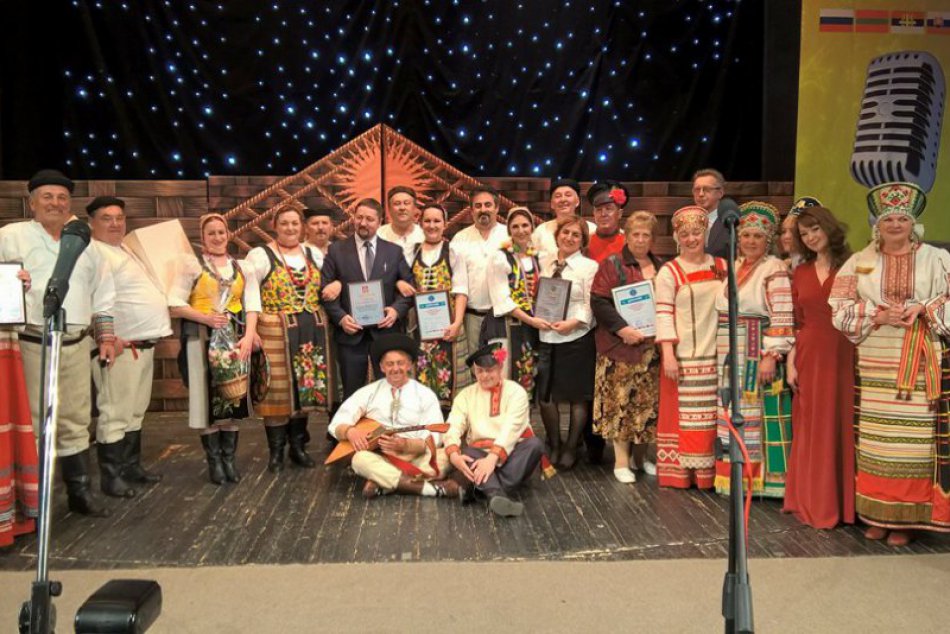 Ilustračný obrázok k článku Nevídaný úspech folklórneho súboru z Horehronia: Priamo v Moskve obsadil prvé miesto!