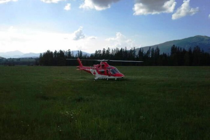 Ilustračný obrázok k článku Nešťastie v Západných Tatrách: Vrtuľník tam letel dvakrát