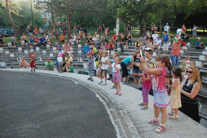 Ilustračný obrázok k článku V Dúbravke sa leto začína skôr