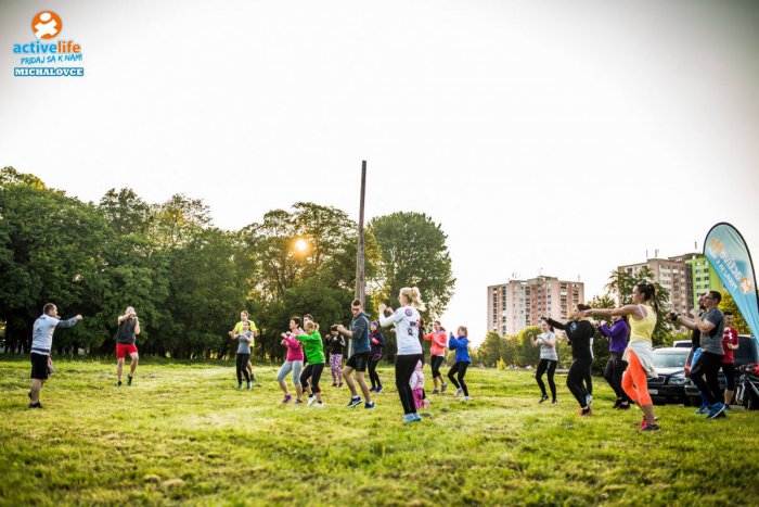 Ilustračný obrázok k článku V Michalovciach môžete staviť na aktívneho ducha: 3 km, nenáročná trať a rozcvičku vám dá známy tréner