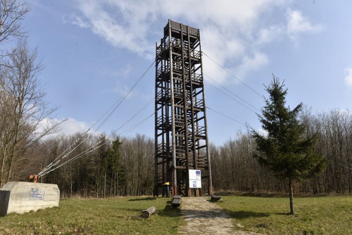 Ilustračný obrázok k článku Ľudí lákajú úchvatnými scenériami. Rozhľadne v kraji, ktoré rozhodne stoja za návštevu