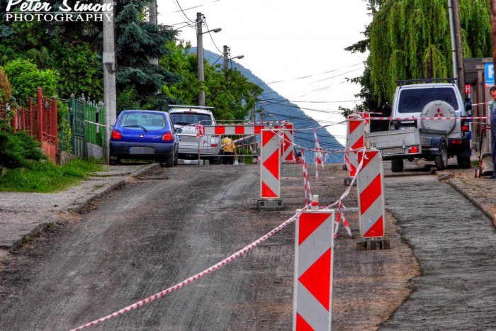 Ilustračný obrázok k článku Aktuálne z Rožňavy: Na jednej z ulíc v meste platí obmedzenie! FOTO