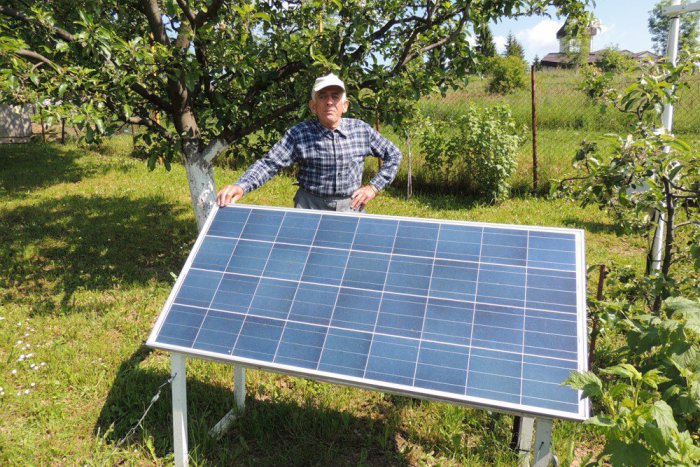 Ilustračný obrázok k článku Deň čo deň a za každého počasia: Na merania bývalého školníka sa spoliehajú profíci, FOTO