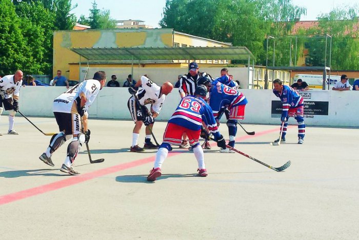 Ilustračný obrázok k článku Výsledky Prešovskej hokejbalovej ligy? Niektoré tímy už majú po sezóne, pre majstra prišiel šok