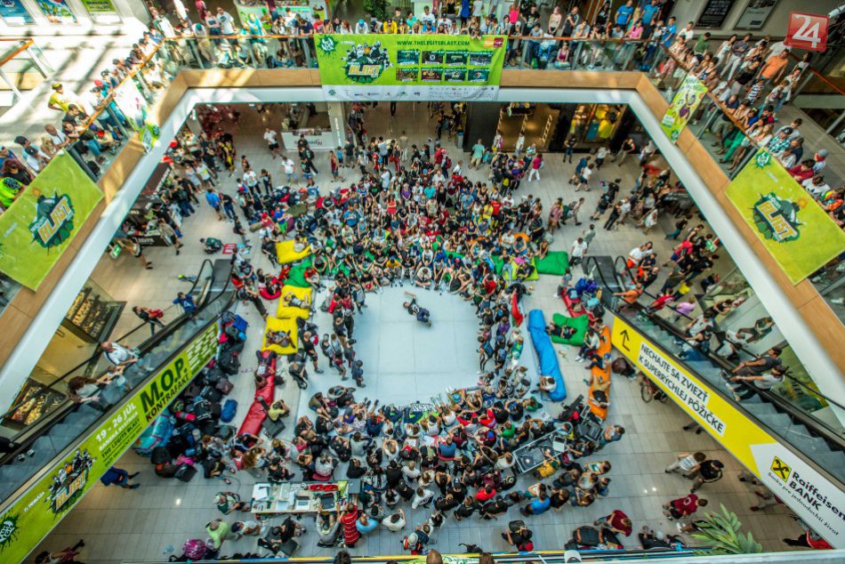 Ilustračný obrázok k článku The Legits Blast roztancuje Bystricu. V nadupanom PROGRAME aj viacero noviniek