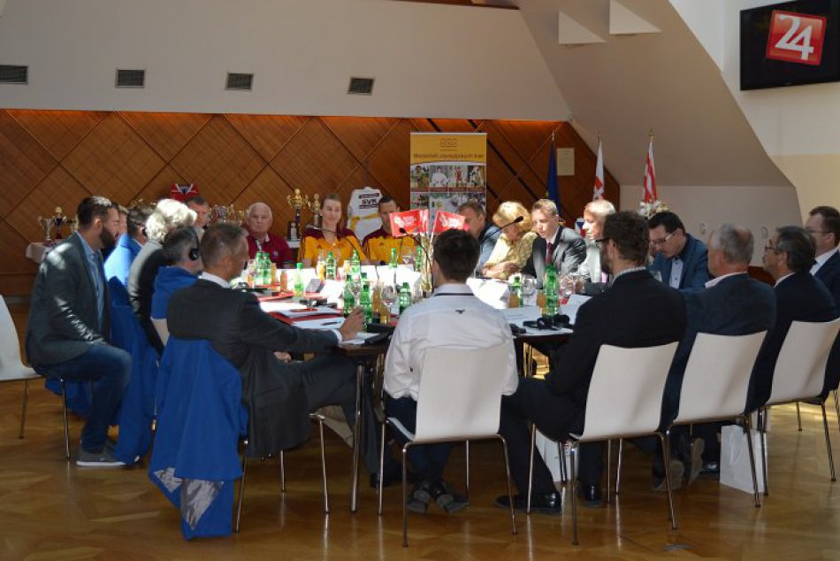 Ilustračný obrázok k článku Chcete sa podieľať na fungovaní samosprávy? Prihláste sa za člena komisie